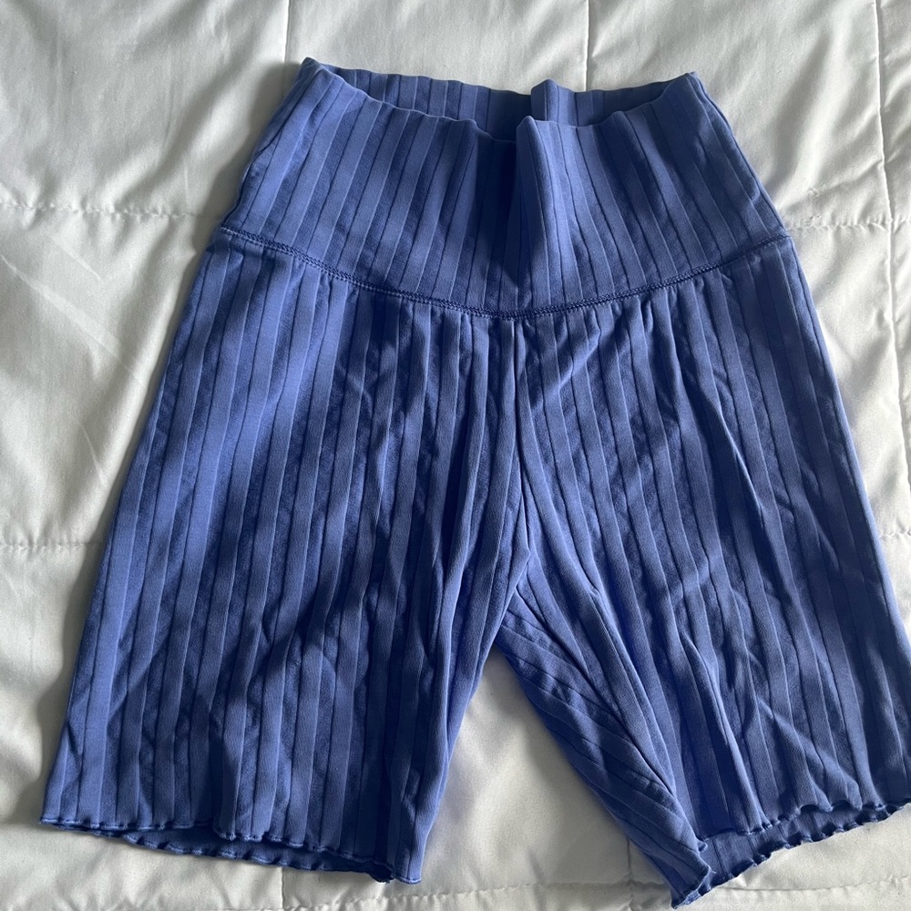 Aerie offline shorts new never worn size M